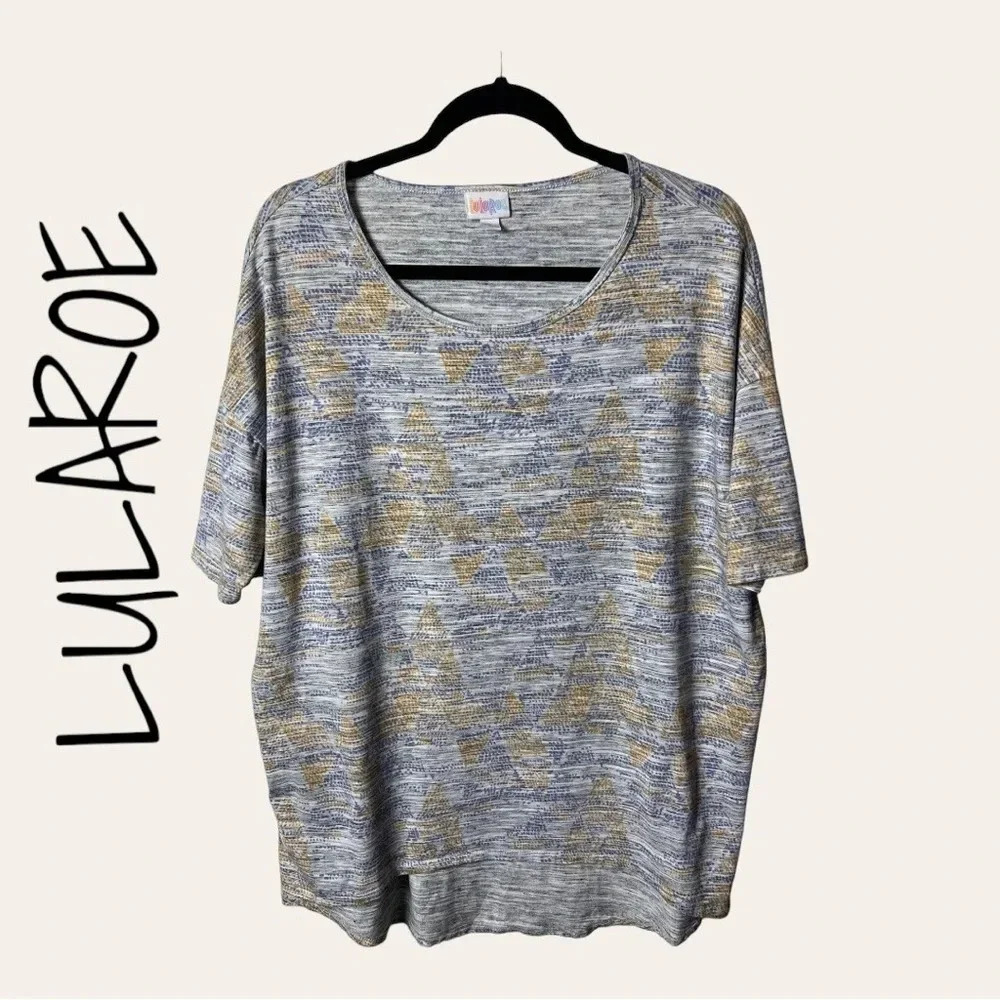 0523. LULAROE IRMA TUNIC SHORT SLEEVE SIZE LARGE GRAY‎ BLUE AND GOLD IN COLOR